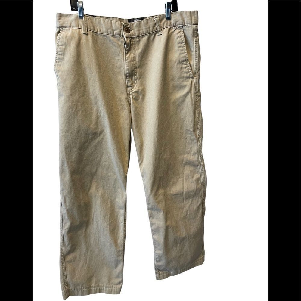 𝅺timberland khakis, tan 38-30
